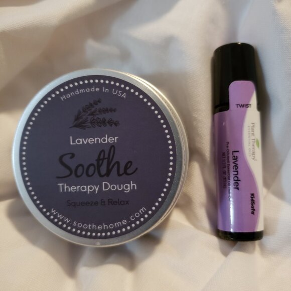 (NWOT) Aromatherapy Lavender Therapy Dough and Essential Oil Roll On - Picture 3 of 8